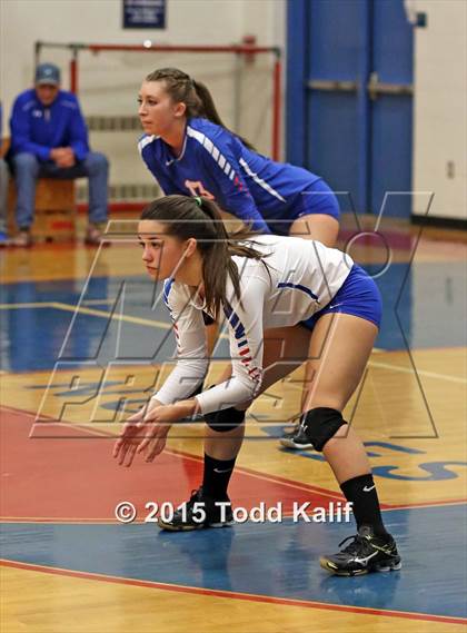 Thumbnail 3 in Hale Ray vs Cromwell (Shoreline Semifinal) photogallery.