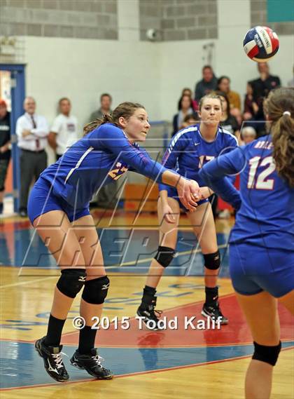 Thumbnail 2 in Hale Ray vs Cromwell (Shoreline Semifinal) photogallery.