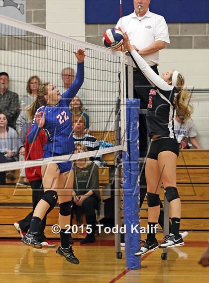 Thumbnail 1 in Hale Ray vs Cromwell (Shoreline Semifinal) photogallery.