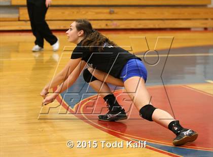 Thumbnail 3 in Hale Ray vs Cromwell (Shoreline Semifinal) photogallery.