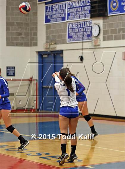 Thumbnail 1 in Hale Ray vs Cromwell (Shoreline Semifinal) photogallery.