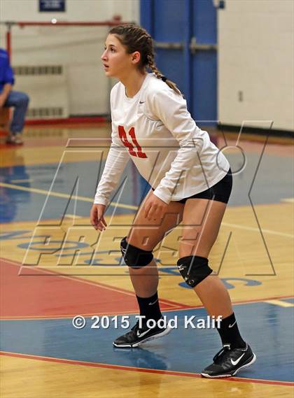 Thumbnail 2 in Hale Ray vs Cromwell (Shoreline Semifinal) photogallery.