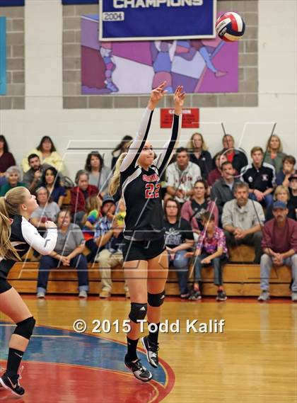 Thumbnail 1 in Hale Ray vs Cromwell (Shoreline Semifinal) photogallery.