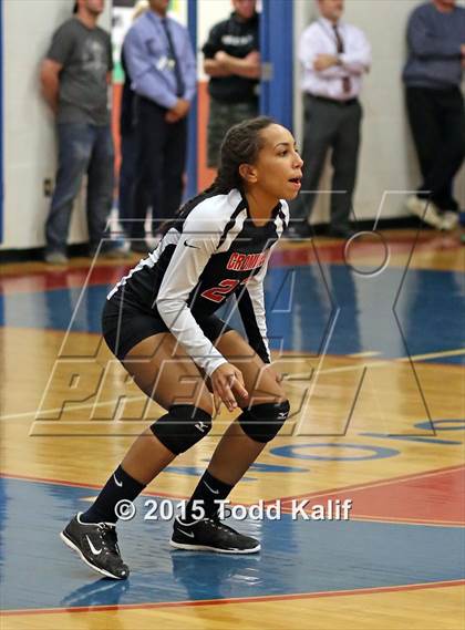Thumbnail 1 in Hale Ray vs Cromwell (Shoreline Semifinal) photogallery.