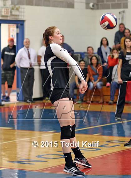 Thumbnail 1 in Hale Ray vs Cromwell (Shoreline Semifinal) photogallery.