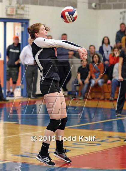 Thumbnail 2 in Hale Ray vs Cromwell (Shoreline Semifinal) photogallery.