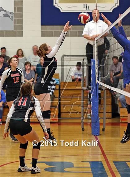 Thumbnail 2 in Hale Ray vs Cromwell (Shoreline Semifinal) photogallery.
