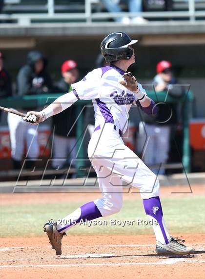 Thumbnail 3 in College Park vs. San Clemente (National High School Invitational Championship) photogallery.
