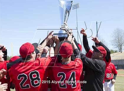 Thumbnail 1 in College Park vs. San Clemente (National High School Invitational Championship) photogallery.