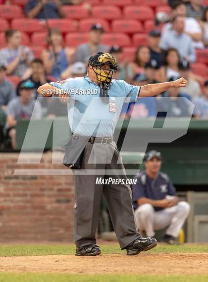 Thumbnail 3 in Franklin vs. Central Catholic (MIAA Division 1A Final) photogallery.