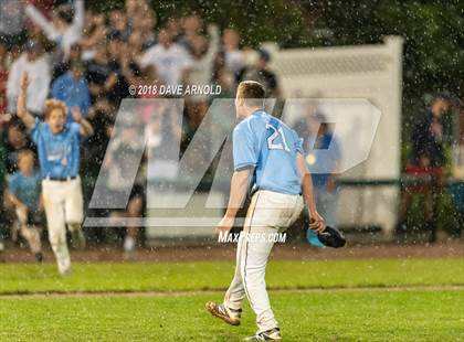 Thumbnail 3 in Franklin vs. Central Catholic (MIAA Division 1A Final) photogallery.
