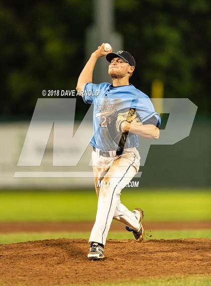 Thumbnail 3 in Franklin vs. Central Catholic (MIAA Division 1A Final) photogallery.