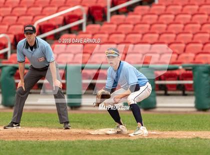 Thumbnail 2 in Franklin vs. Central Catholic (MIAA Division 1A Final) photogallery.