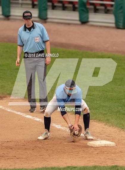 Thumbnail 3 in Franklin vs. Central Catholic (MIAA Division 1A Final) photogallery.