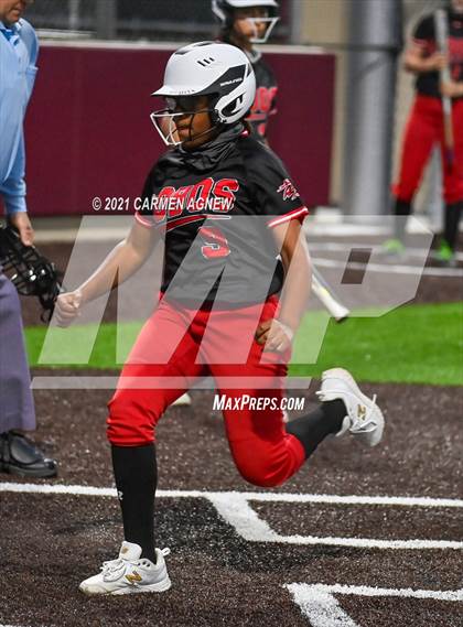Thumbnail 3 in Cypress Woods vs Langham Creek photogallery.
