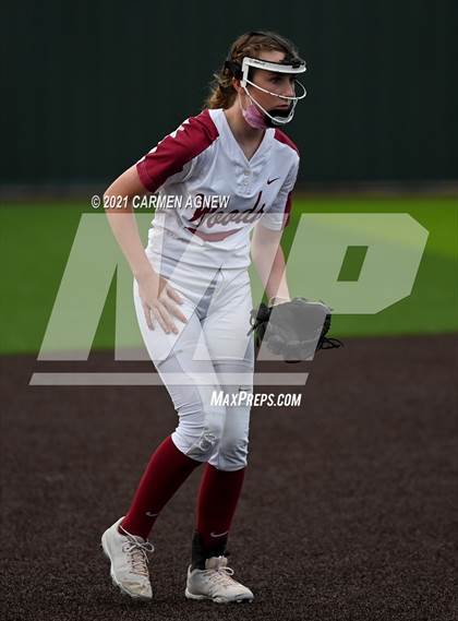 Thumbnail 2 in Cypress Woods vs Langham Creek photogallery.