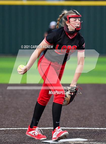Thumbnail 2 in Cypress Woods vs Langham Creek photogallery.