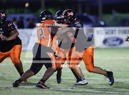 Thumbnail 3 in Lakeland @ Lake Wales photogallery.