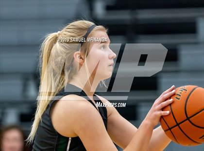 Thumbnail 2 in Lincoln Southwest vs. Lincoln East (HAC Tournament) photogallery.