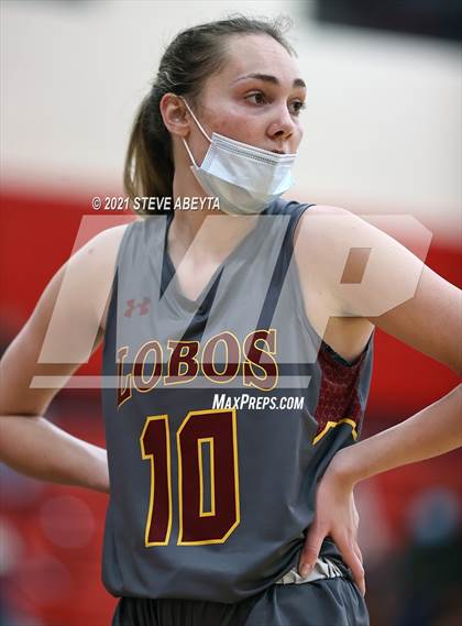 Thumbnail 2 in Rocky Mountain @ Rangeview (CHSAA Class 5A Round 1) photogallery.