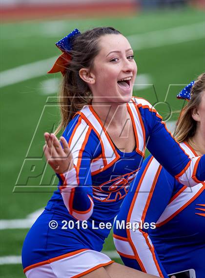 Thumbnail 2 in Graham-Kapowsin vs South Kitsap photogallery.