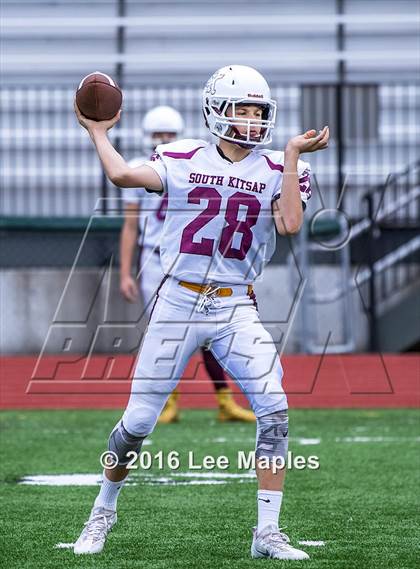 Thumbnail 1 in Graham-Kapowsin vs South Kitsap photogallery.