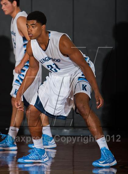 Thumbnail 2 in Pearland vs. Kingwood (McDonald's Texas Invitational) photogallery.