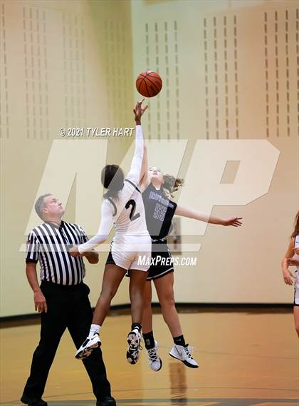 Thumbnail 2 in Brownsburg @ Avon photogallery.