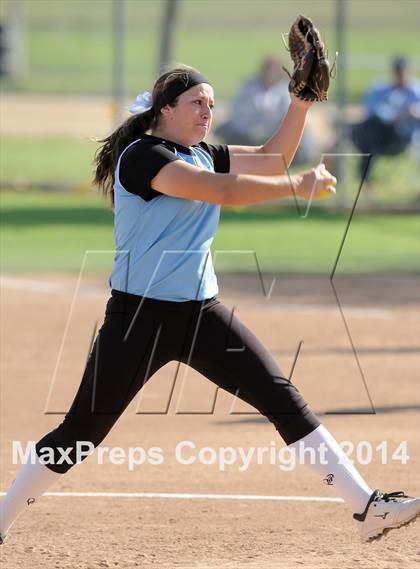 Thumbnail 2 in Brea Olinda @ Villa Park photogallery.
