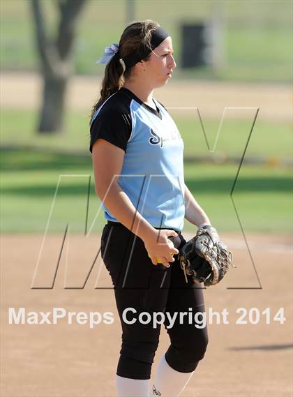 Thumbnail 1 in Brea Olinda @ Villa Park photogallery.