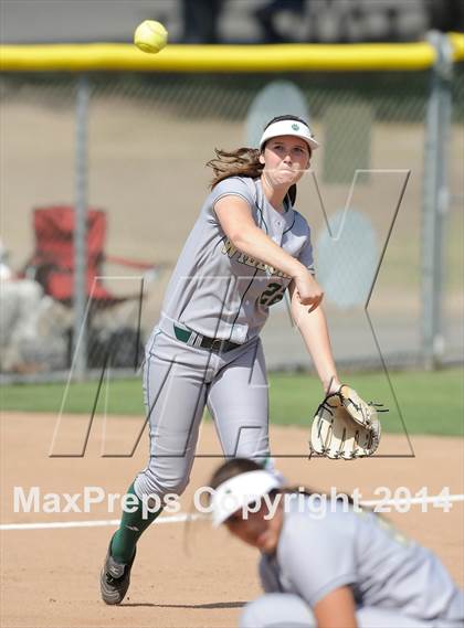 Thumbnail 2 in Brea Olinda @ Villa Park photogallery.