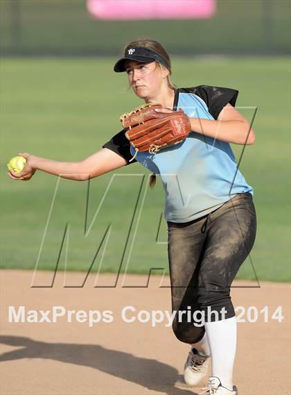 Thumbnail 3 in Brea Olinda @ Villa Park photogallery.