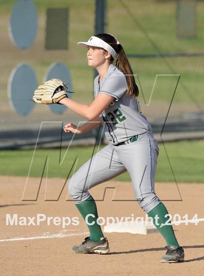 Thumbnail 3 in Brea Olinda @ Villa Park photogallery.