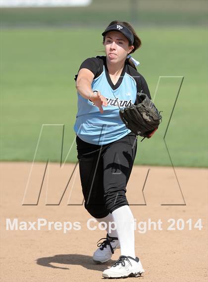 Thumbnail 2 in Brea Olinda @ Villa Park photogallery.