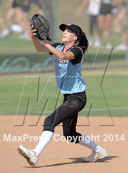 Thumbnail 3 in Brea Olinda @ Villa Park photogallery.