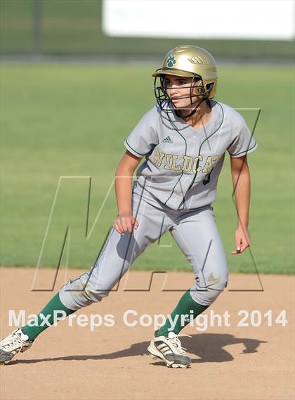 Thumbnail 2 in Brea Olinda @ Villa Park photogallery.