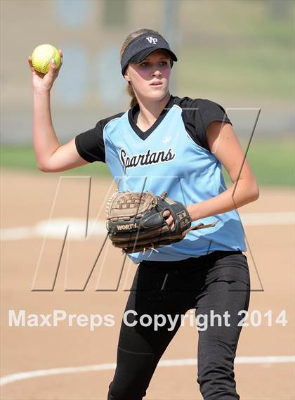 Thumbnail 1 in Brea Olinda @ Villa Park photogallery.