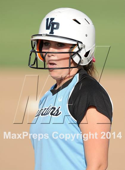Thumbnail 3 in Brea Olinda @ Villa Park photogallery.