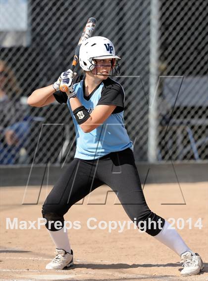 Thumbnail 2 in Brea Olinda @ Villa Park photogallery.