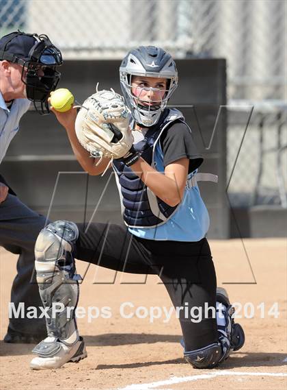 Thumbnail 2 in Brea Olinda @ Villa Park photogallery.