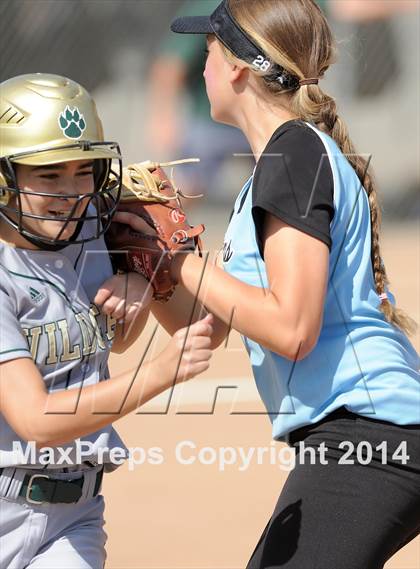 Thumbnail 3 in Brea Olinda @ Villa Park photogallery.