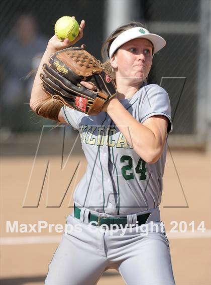 Thumbnail 3 in Brea Olinda @ Villa Park photogallery.