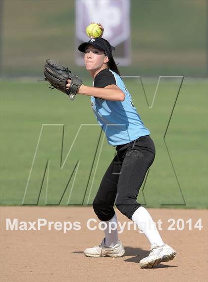 Thumbnail 2 in Brea Olinda @ Villa Park photogallery.
