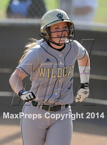 Thumbnail 3 in Brea Olinda @ Villa Park photogallery.