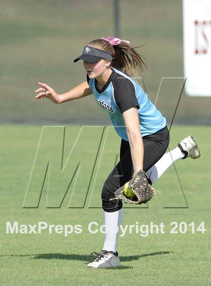 Thumbnail 3 in Brea Olinda @ Villa Park photogallery.
