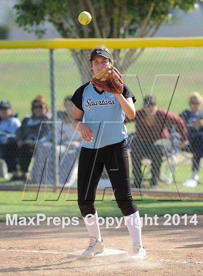 Thumbnail 2 in Brea Olinda @ Villa Park photogallery.