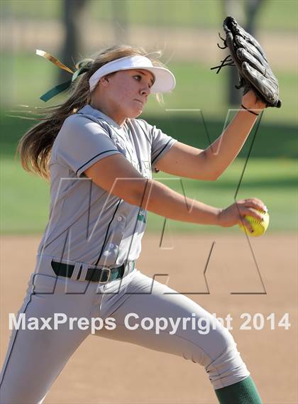 Thumbnail 1 in Brea Olinda @ Villa Park photogallery.