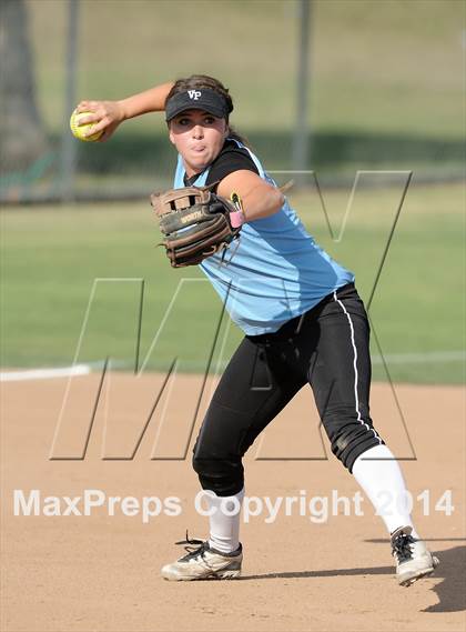 Thumbnail 2 in Brea Olinda @ Villa Park photogallery.