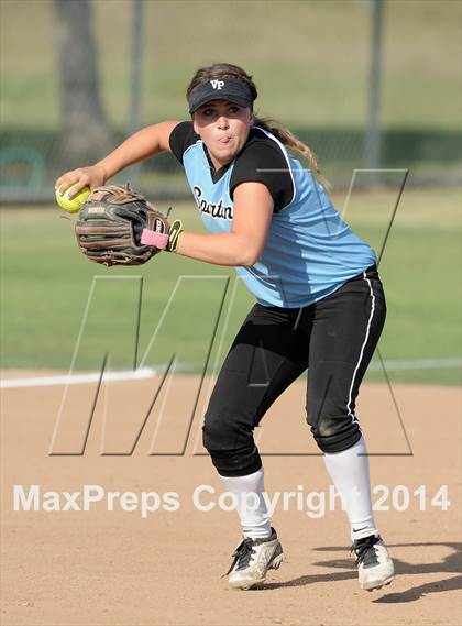 Thumbnail 1 in Brea Olinda @ Villa Park photogallery.