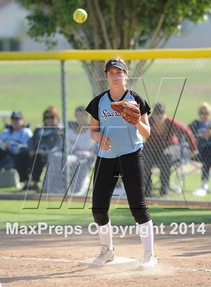 Thumbnail 1 in Brea Olinda @ Villa Park photogallery.